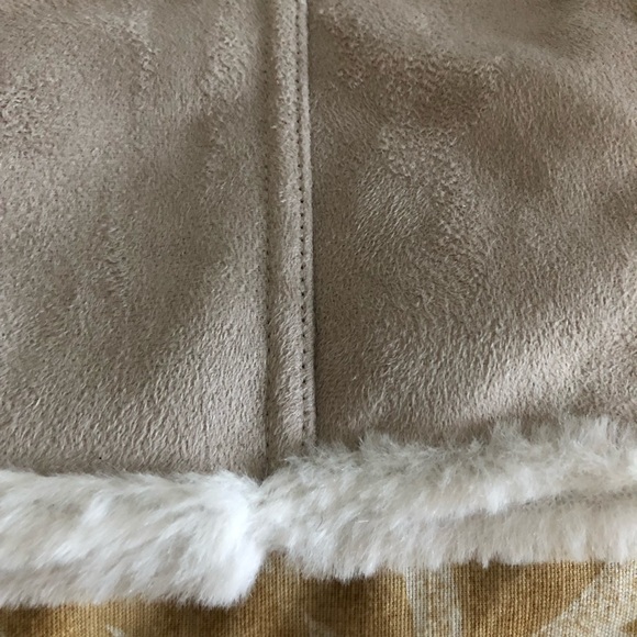 Lilly wicket vest - Picture 6 of 6